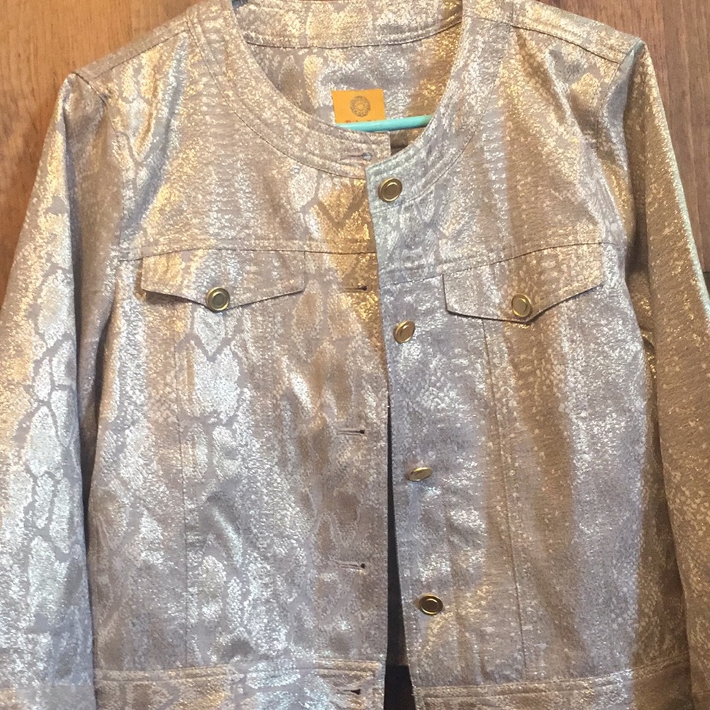 Ruby Rd. Gold Metallic Snake Skin Jacket ๐งฅโจ๐ - Picture 6 of 16